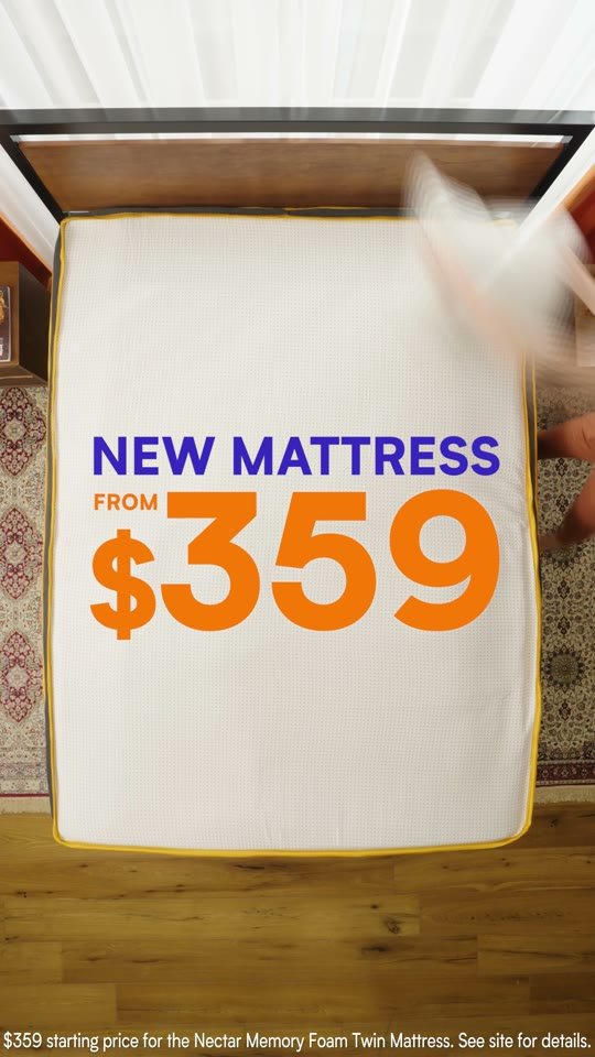 Top-down open — overhead shot of the mattress being smoothed, price graphic across the bed